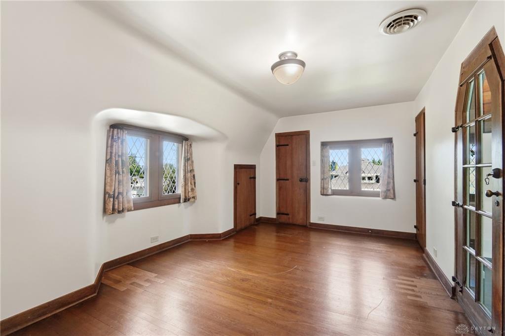 422 Glendora Property Photo 75