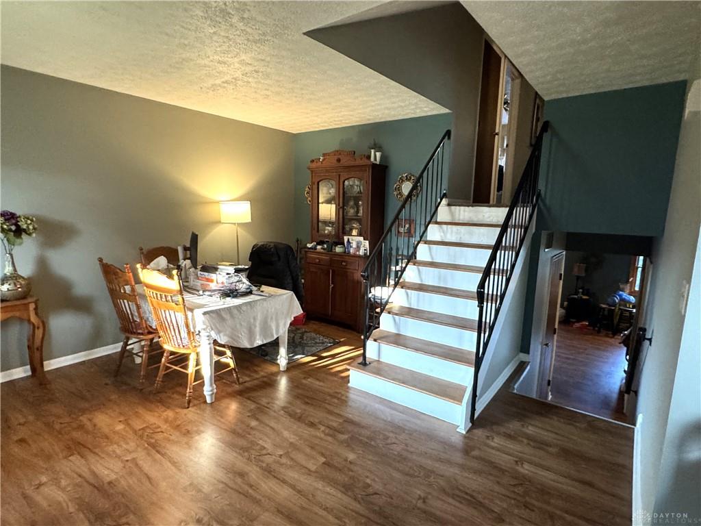126 W Van Lake Property Photo 5