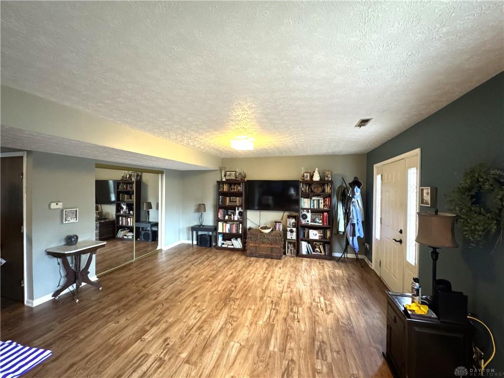 126 W Van Lake Property Photo 10