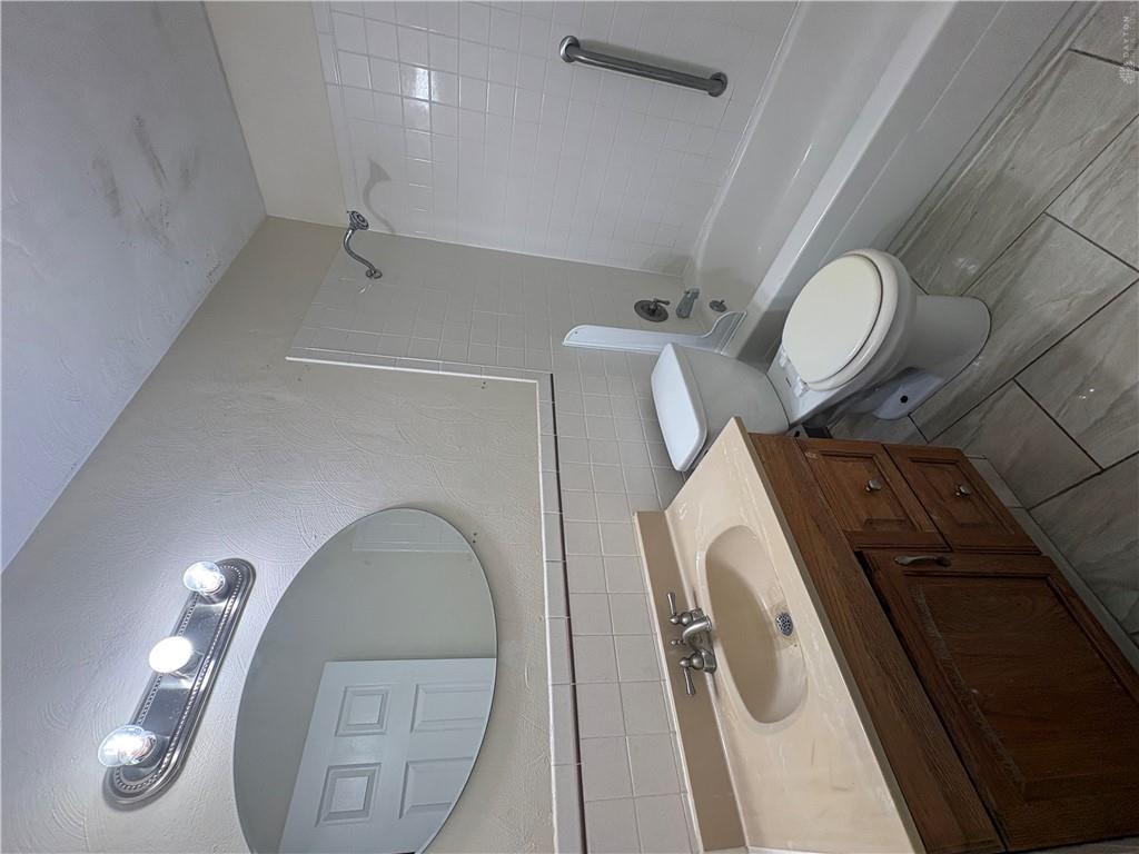 514 Snowglen Property Photo 11