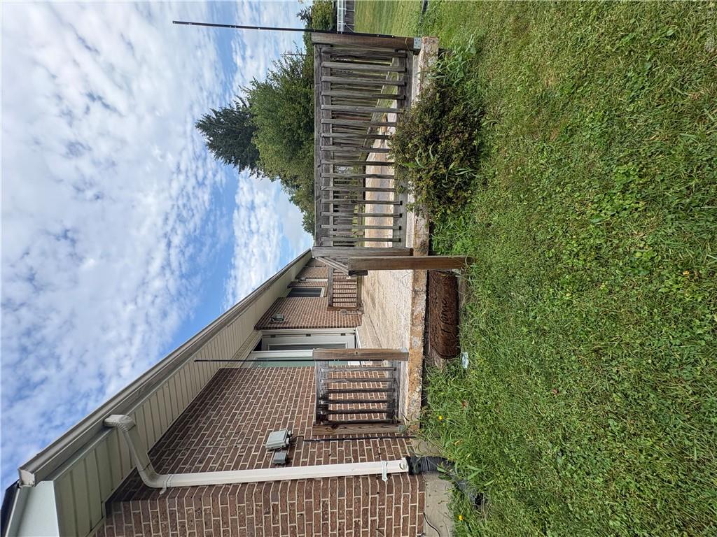514 Snowglen Property Photo 14