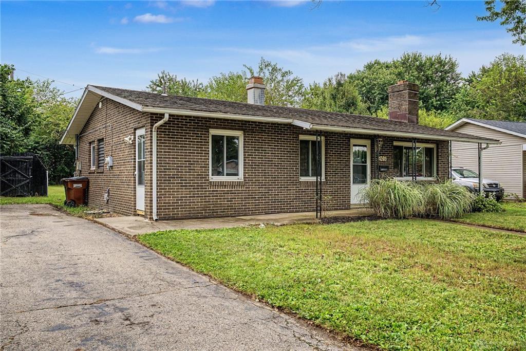 249 Ridgebury Property Photo 1