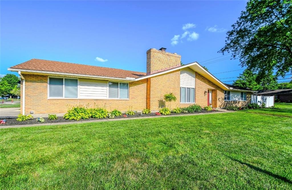 2276 Brookpark Property Photo 4