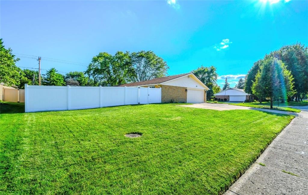 2276 Brookpark Property Photo 7