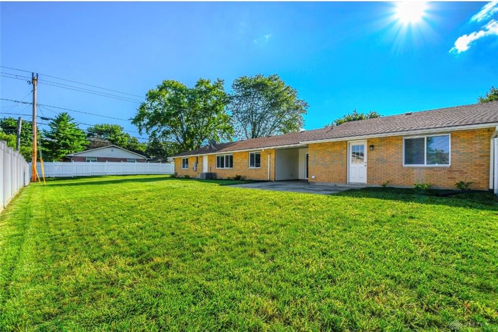 2276 Brookpark Property Photo 8