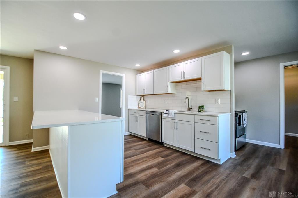 2276 Brookpark Property Photo 14