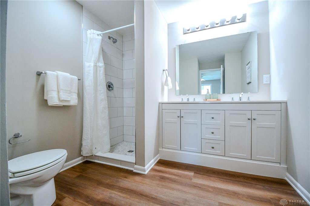 2276 Brookpark Property Photo 27