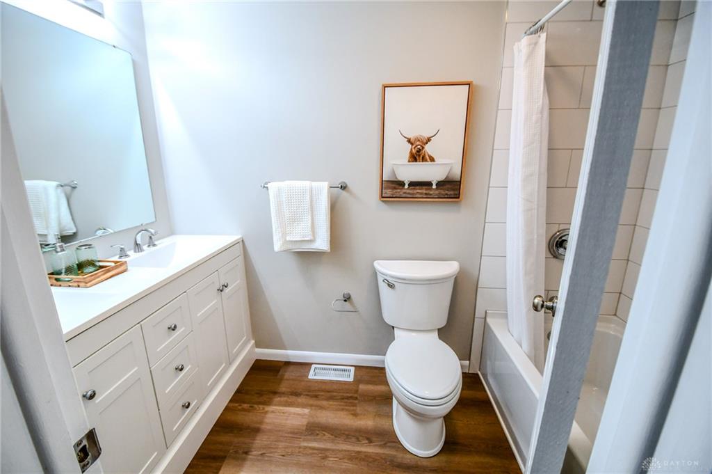 2276 Brookpark Property Photo 28