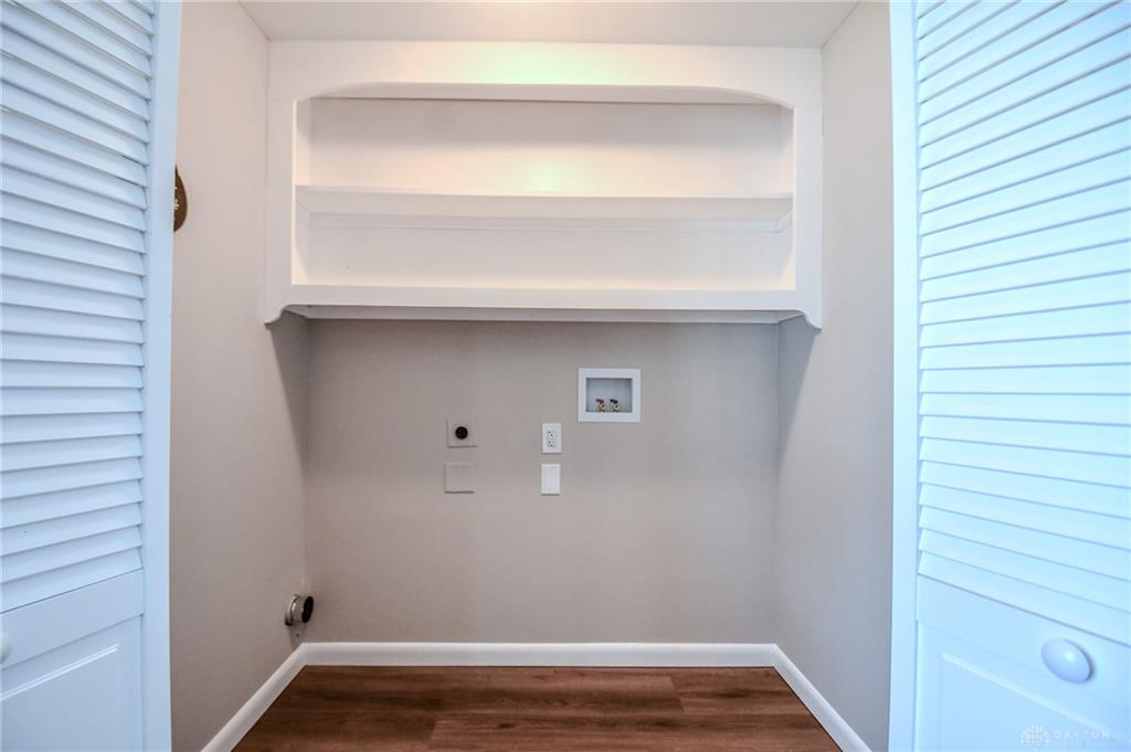 2276 Brookpark Property Photo 32