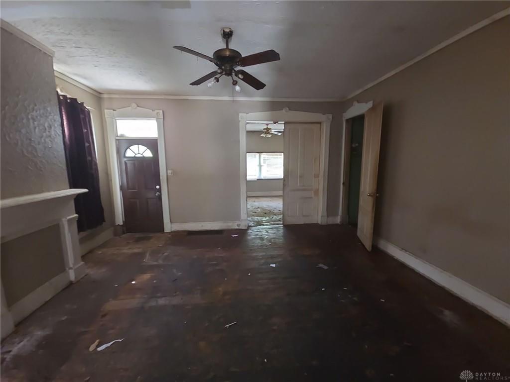 1027 W Riverview Property Photo 14