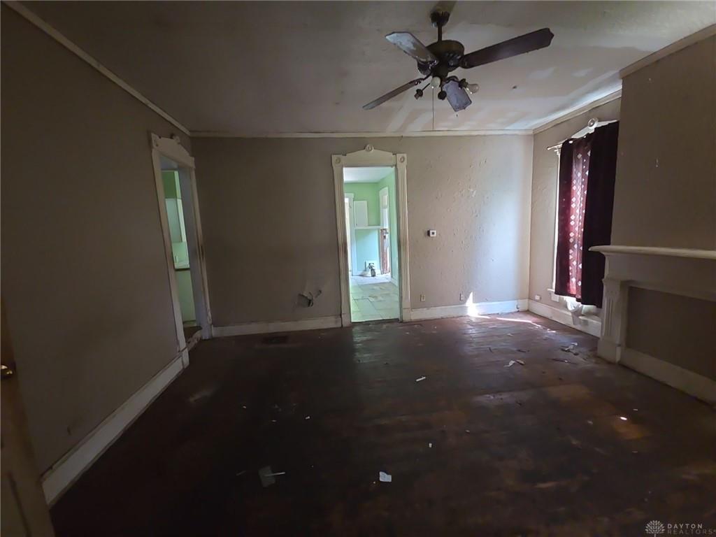 1027 W Riverview Property Photo 15