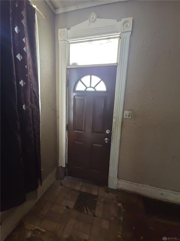 1027 W Riverview Property Photo 16