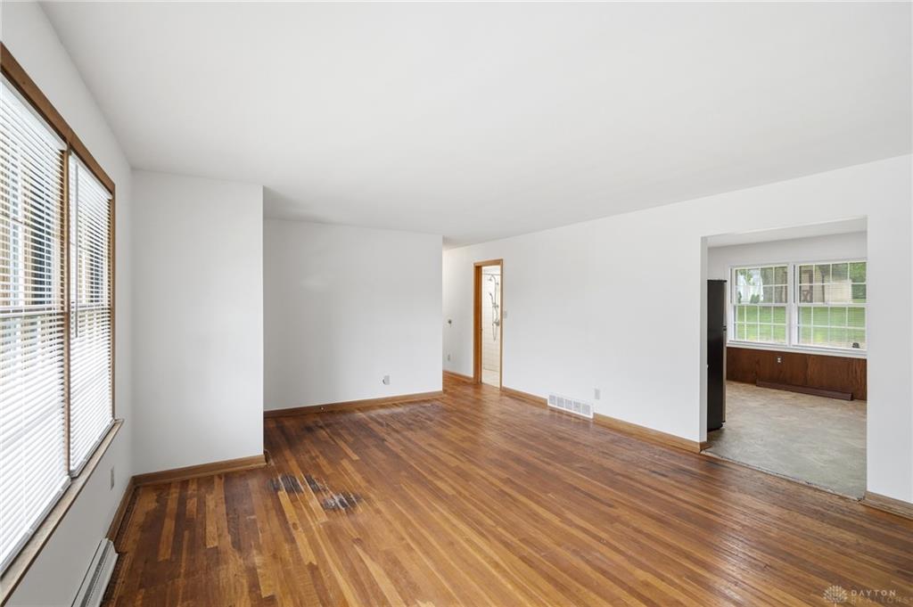406 Ross Property Photo 10