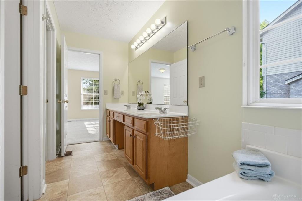 5632 Safari Property Photo 23