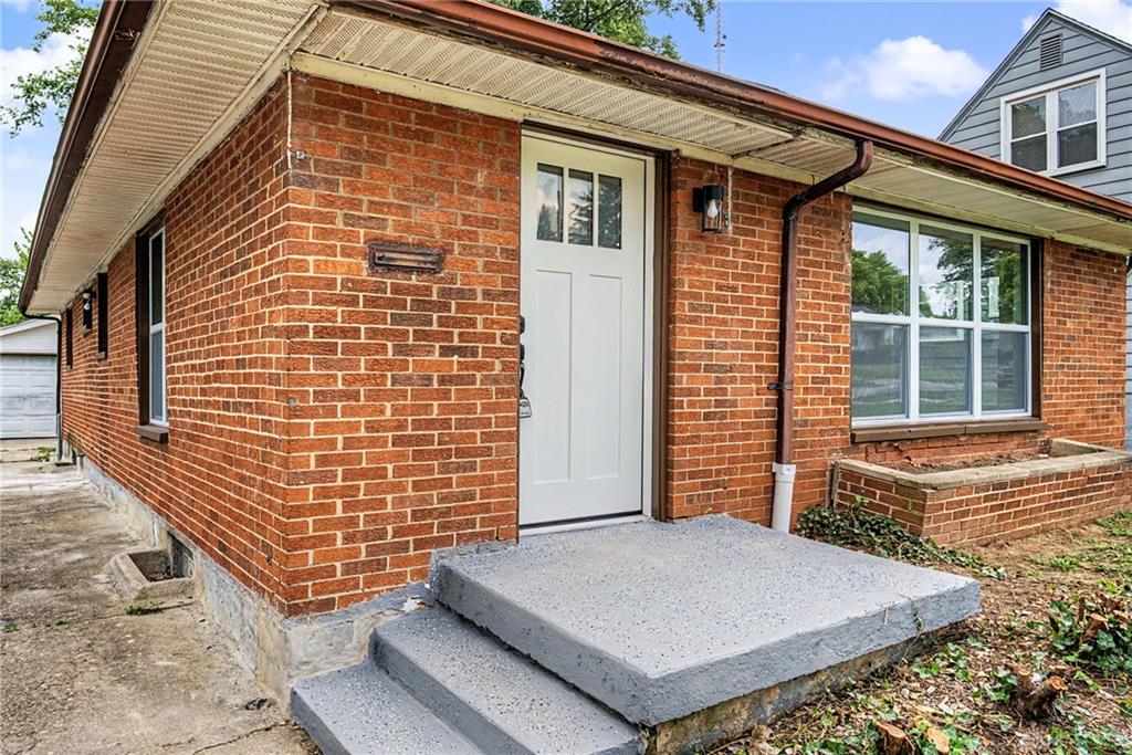 804 Oakleaf Property Photo 4