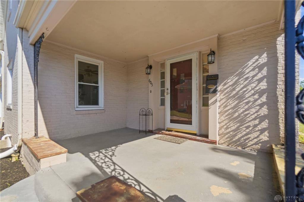 605 N Main Property Photo 5