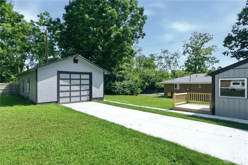 151 Madison Property Photo 24
