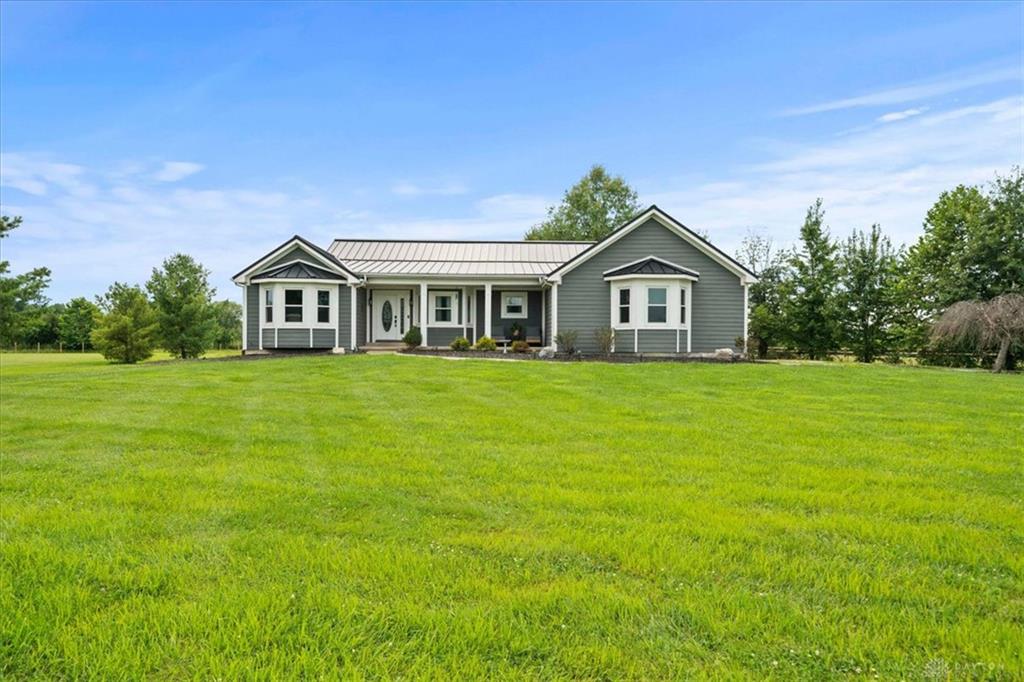 8722 State Route 730 Property Photo 2