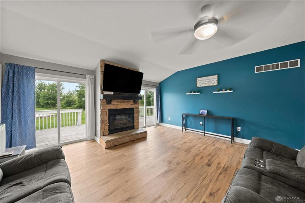 8722 State Route 730 Property Photo 6