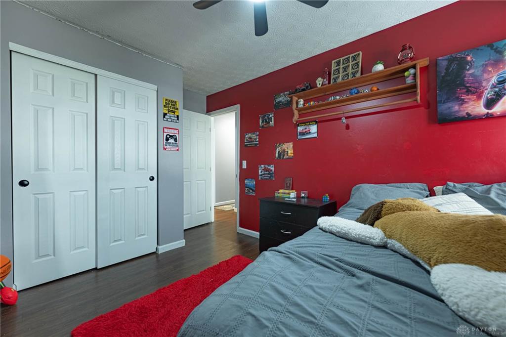 21 Clearbrook Property Photo 16