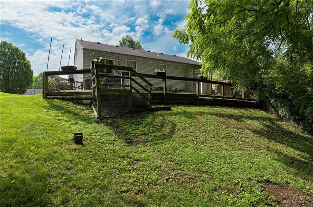 21 Clearbrook Property Photo 22