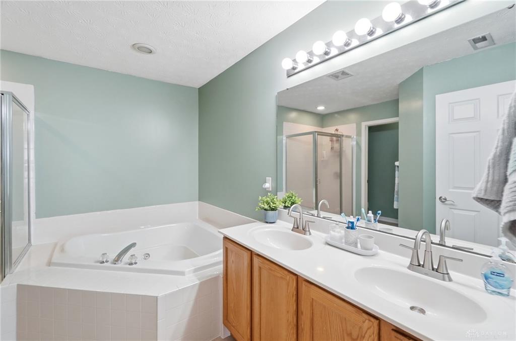 72 Crockett Property Photo 30