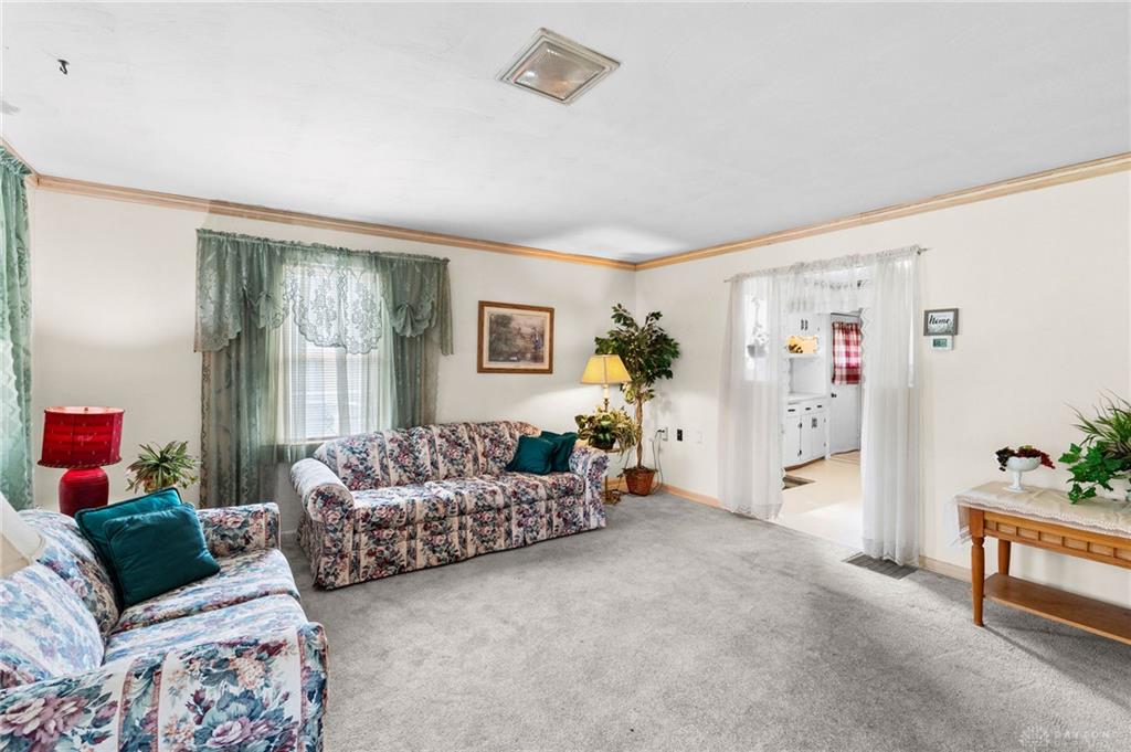 622 Dawes Property Photo 3