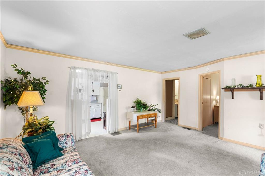 622 Dawes Property Photo 4