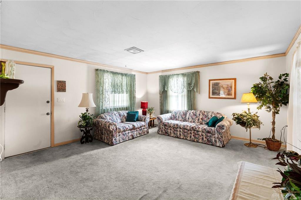 622 Dawes Property Photo 5