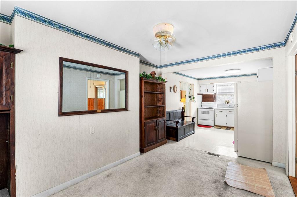 622 Dawes Property Photo 11