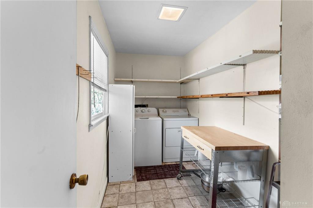 622 Dawes Property Photo 23