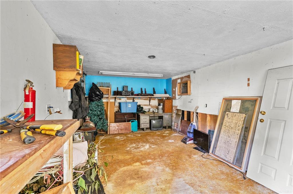 622 Dawes Property Photo 34