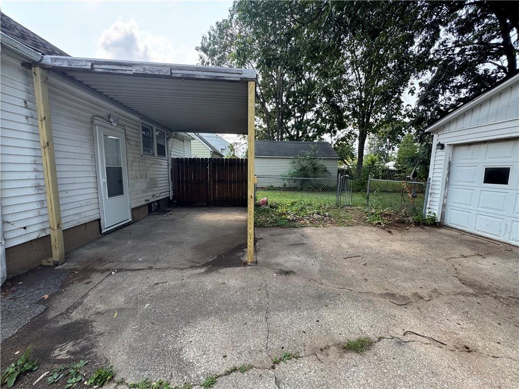 21 Greene Property Photo 23