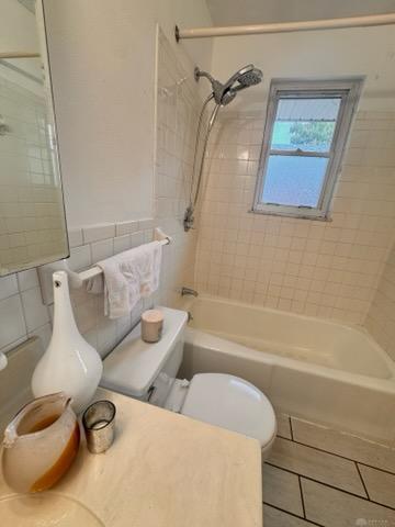 3040 Viewcrest Property Photo 13