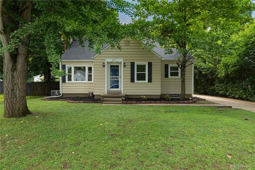 407 W Lomar Property Photo 1