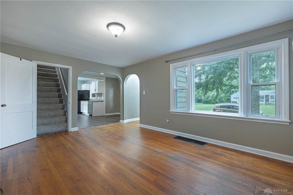 407 W Lomar Property Photo 4