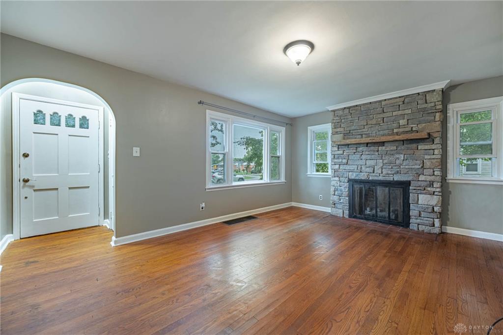 407 W Lomar Property Photo 5
