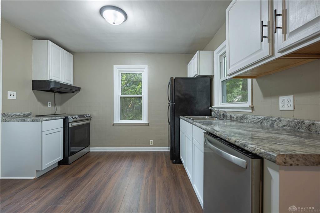 407 W Lomar Property Photo 10