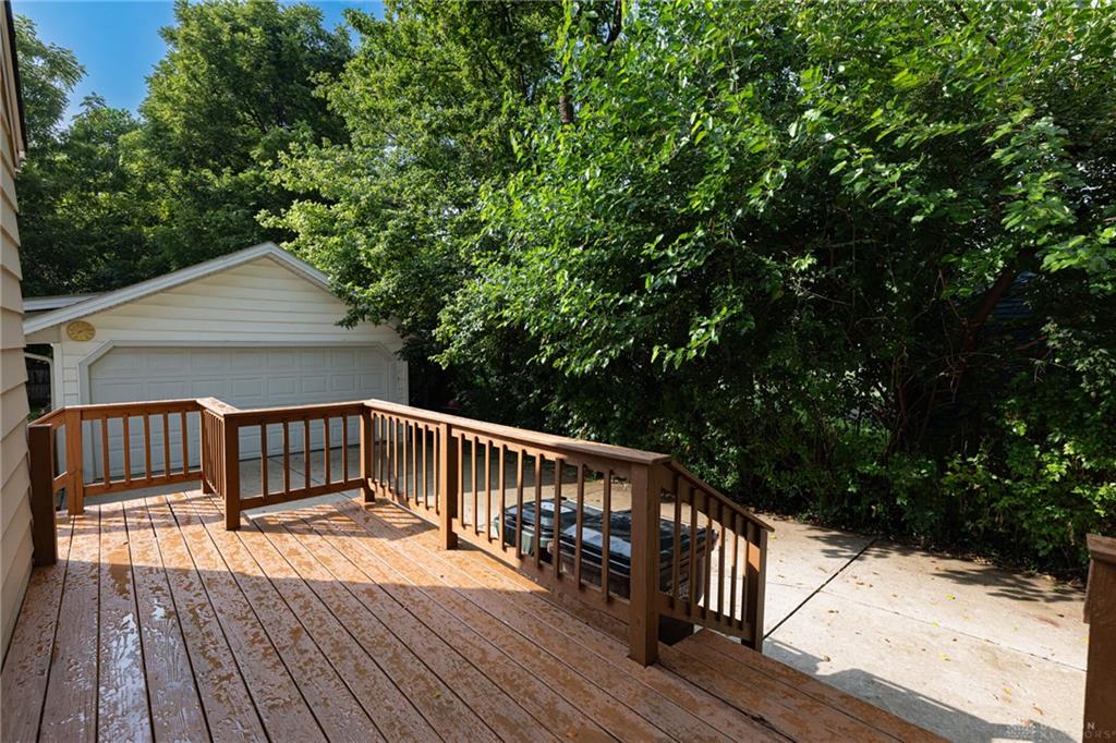 407 W Lomar Property Photo 19