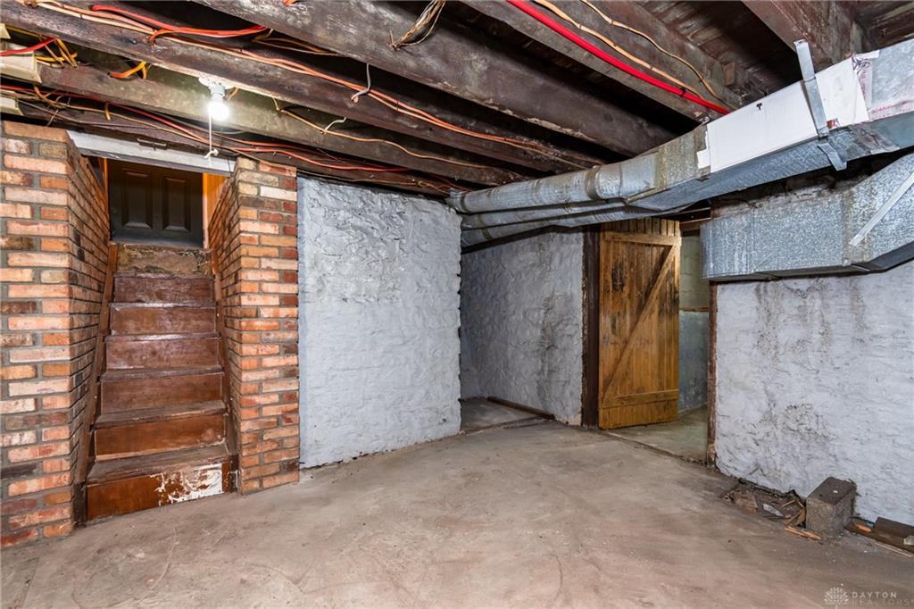 1925 E 4th Property Photo 47