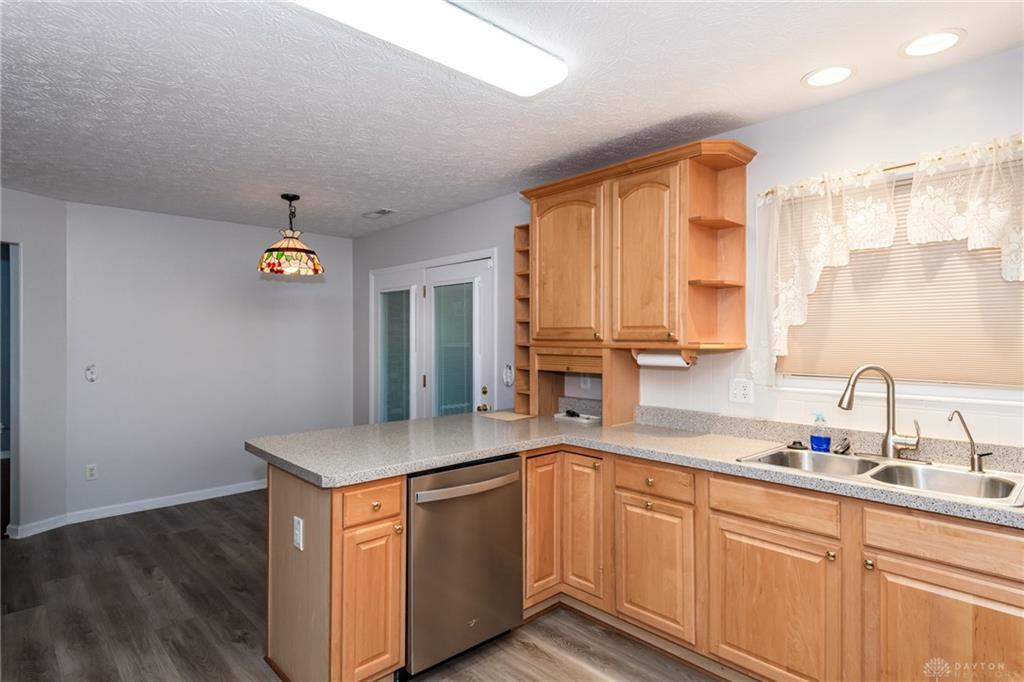 1295 Candlelite Property Photo 12
