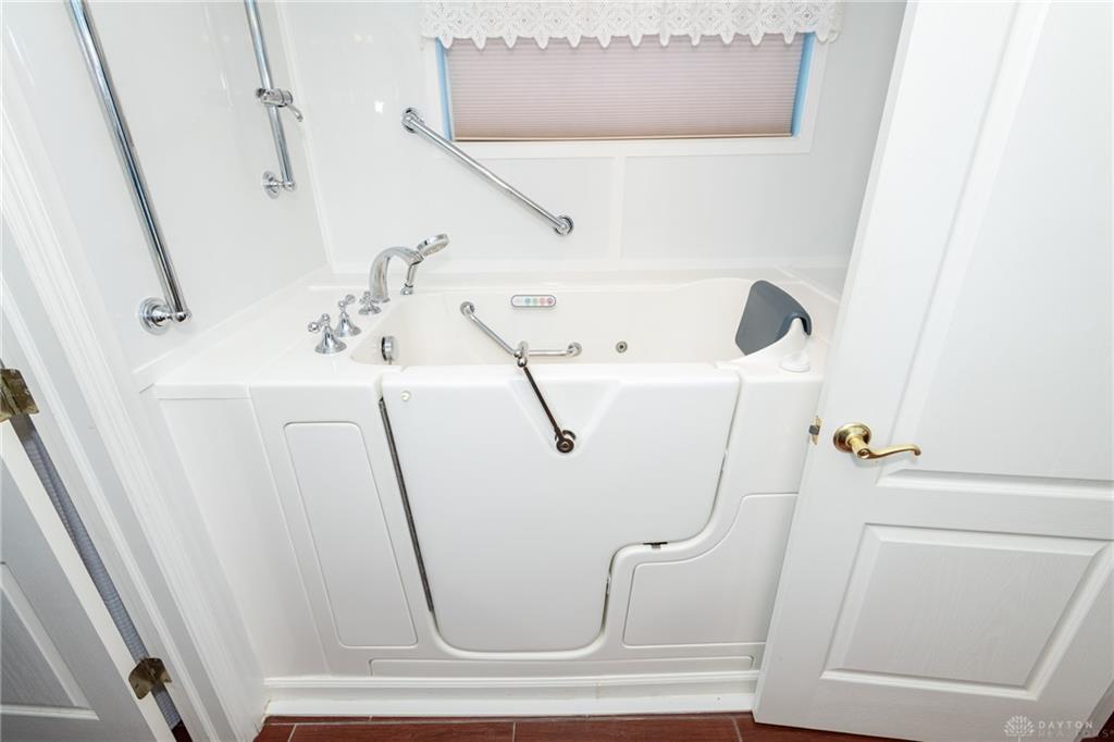 1295 Candlelite Property Photo 18