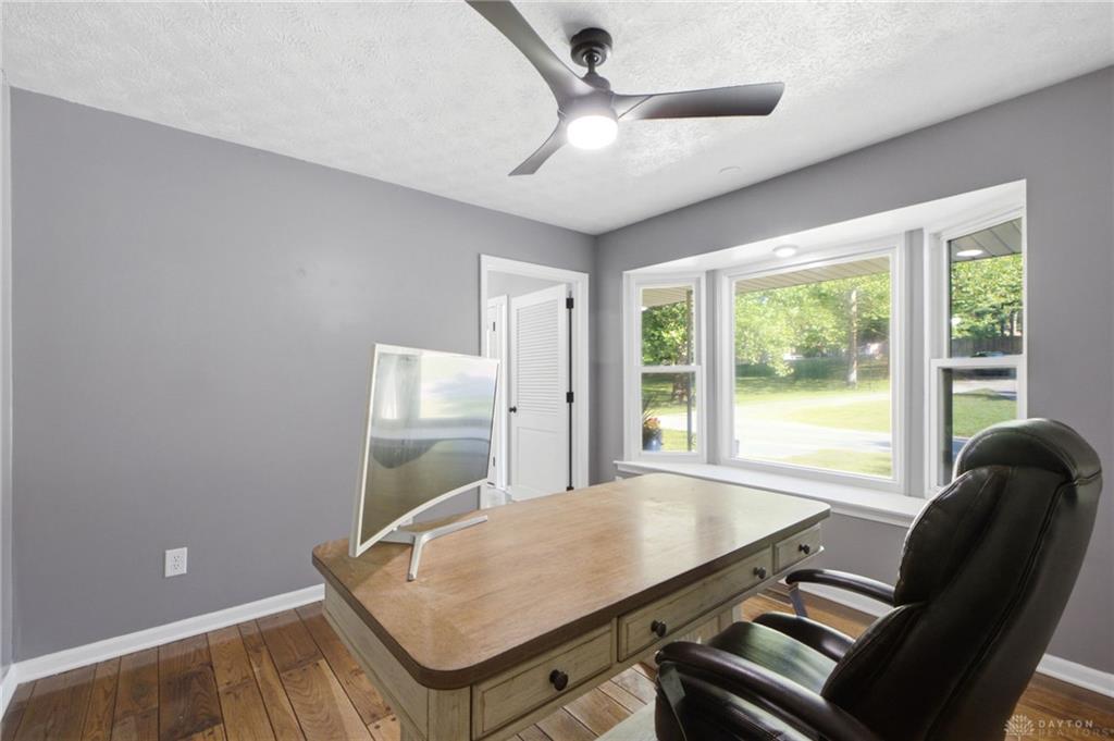 1464 Hilltop Property Photo 16