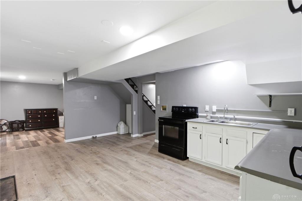 1464 Hilltop Property Photo 38