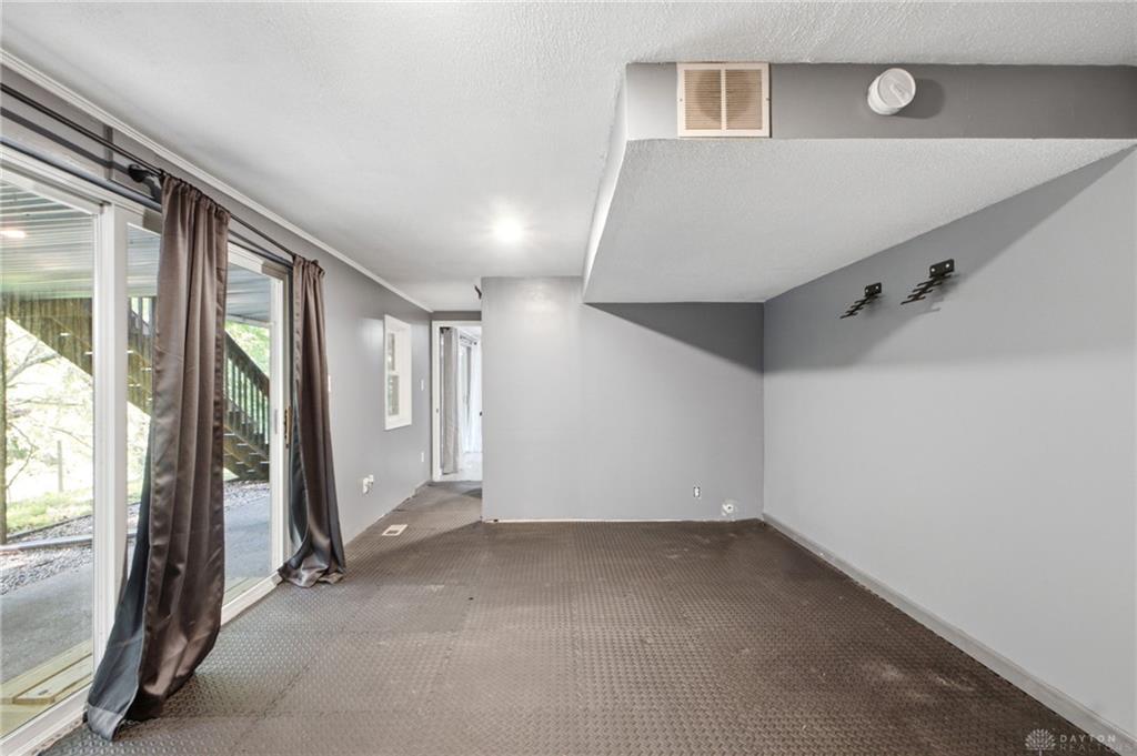 1464 Hilltop Property Photo 40