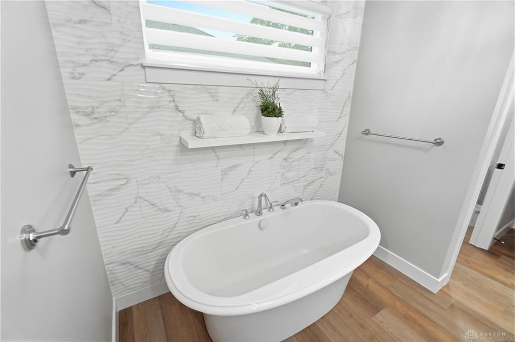 1253 Normandy Rue Property Photo 34