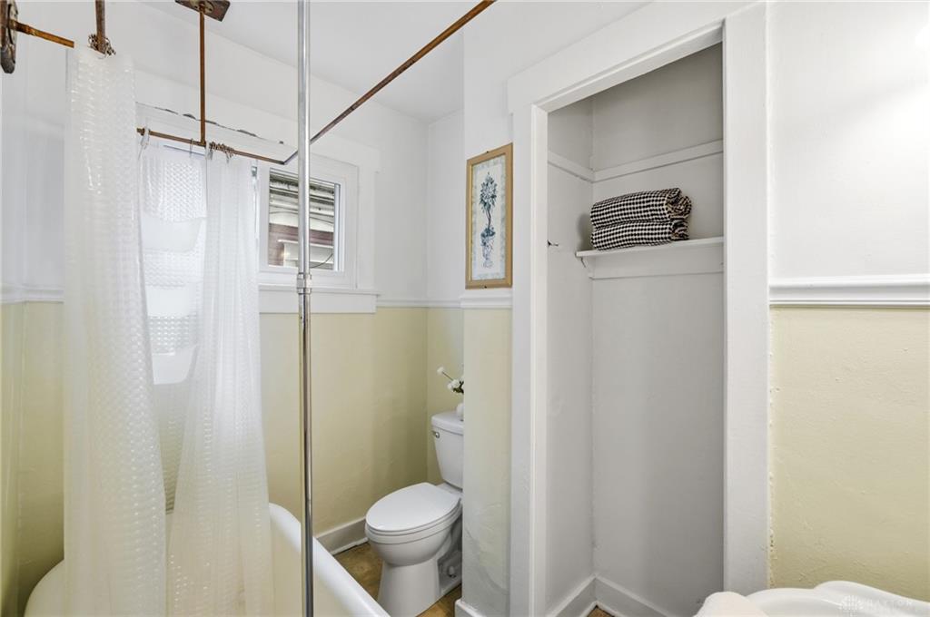 510 Oak Property Photo 12