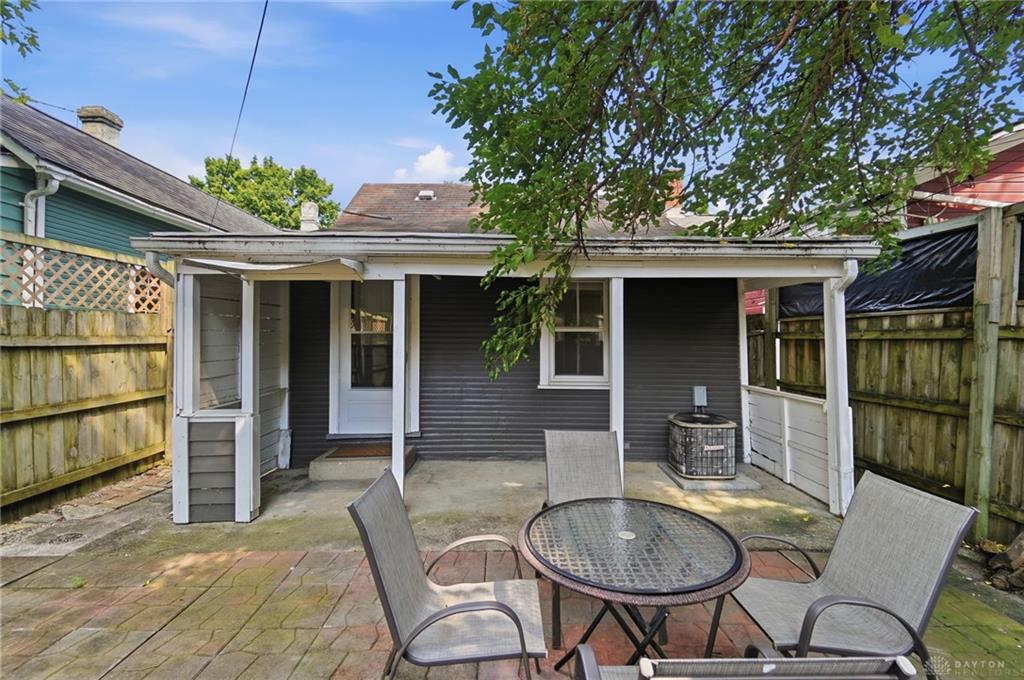 510 Oak Property Photo 35