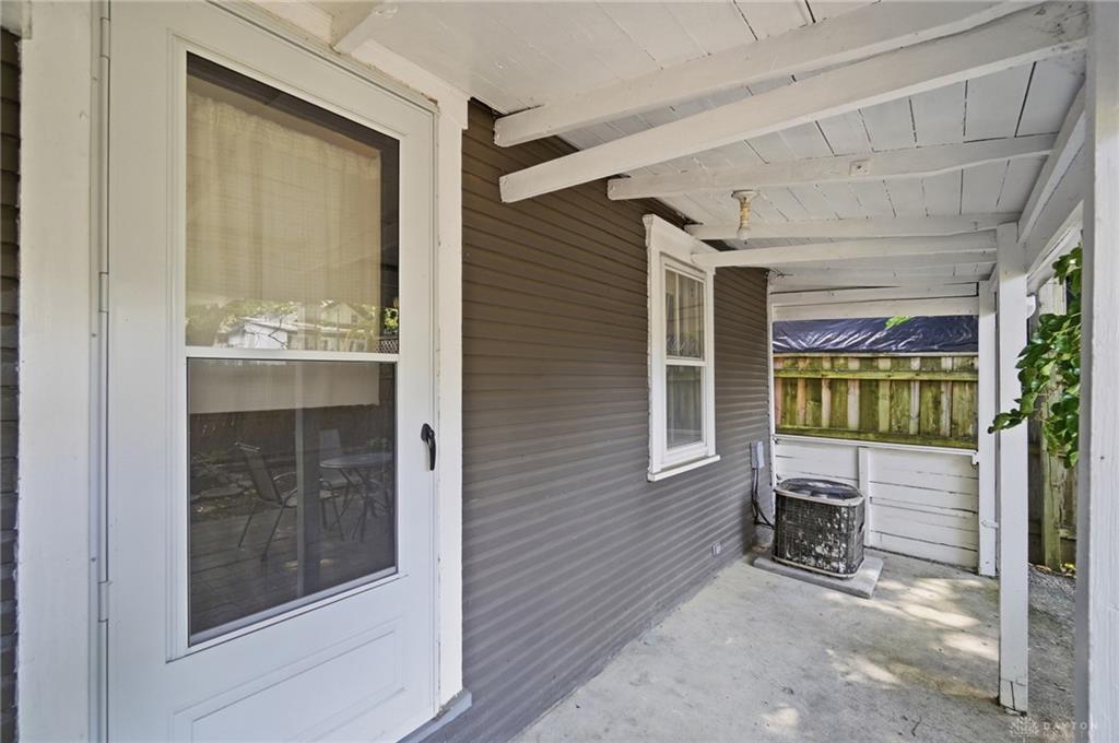 510 Oak Property Photo 37
