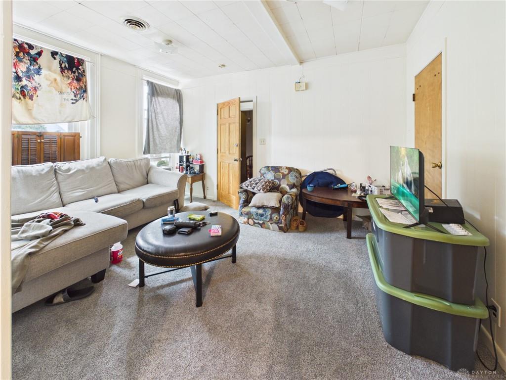 2 N High Property Photo 5